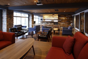 KYOU (きょう) BAR LOUNBGE & INN