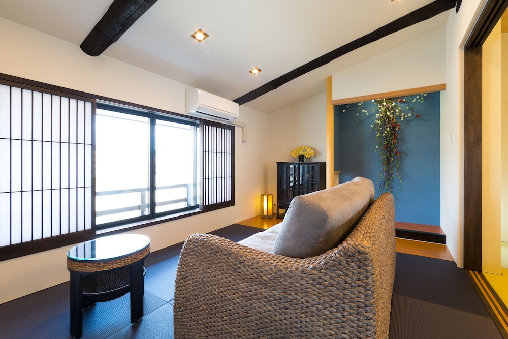 客室1 | 京と家 鴨川五条