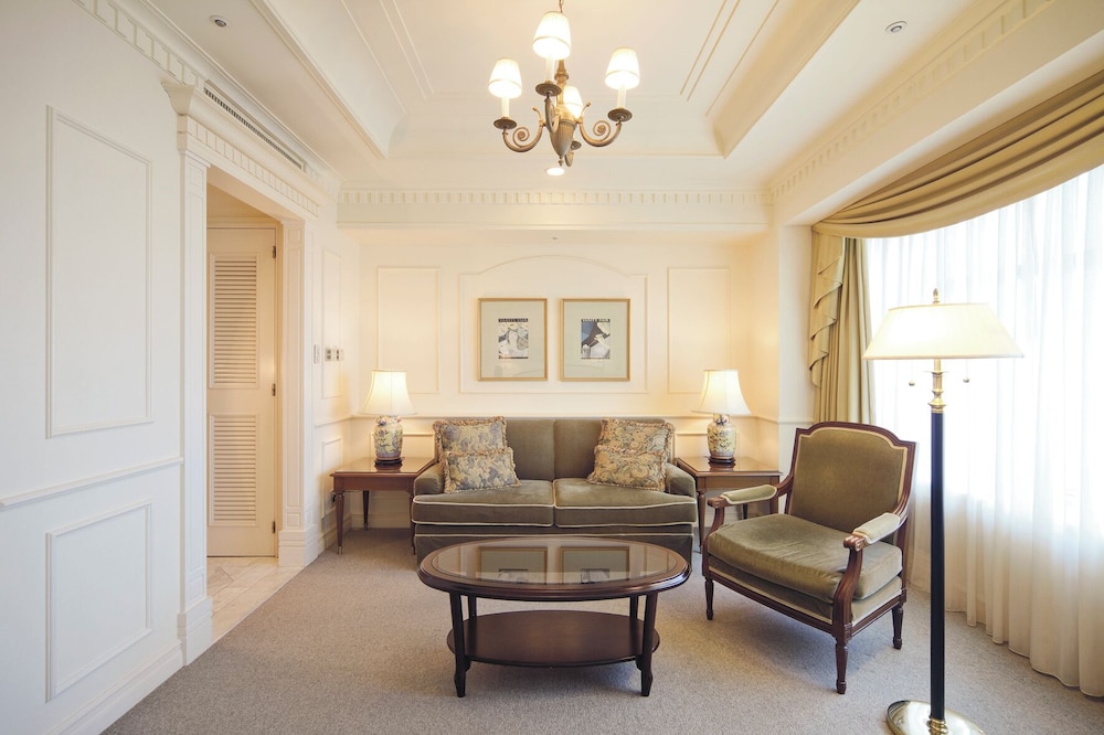 ハリウッドツイン ラグジュアリールーム 禁煙 (46平米) リビング エリア0 | ホテル ザ・マンハッタン