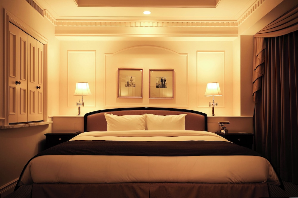 ラグジュアリー ダブルルーム 禁煙 客室1 | ホテル ザ・マンハッタン