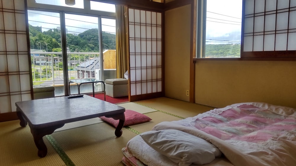 オンライン決済限定おまかせ和室 (4名まで) 客室6 | 吉岡旅館