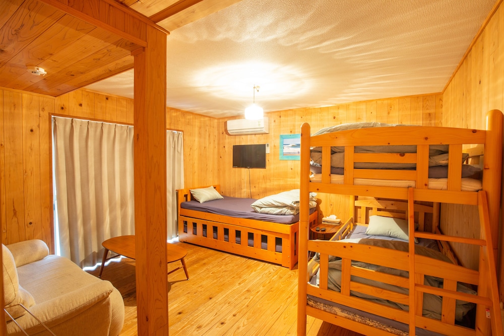 客室1 | ゲストハウス pumping Surf