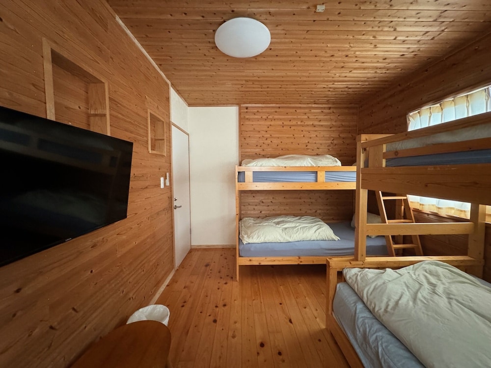 4 人部屋 禁煙 | ゲストハウス pumping Surf