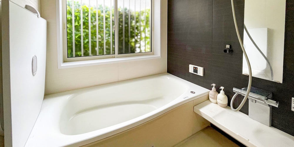 ファミリー コテージ 禁煙 バスルーム0 | ゲストハウス pumping Surf