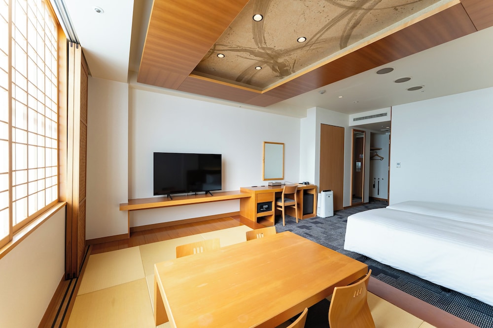 デラックスツインルーム 布団付き 禁煙 | 奈良健康ランド 奈良プラザホテル