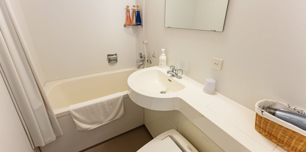 ダブルルーム 禁煙 バスルーム0 | 奈良健康ランド 奈良プラザホテル