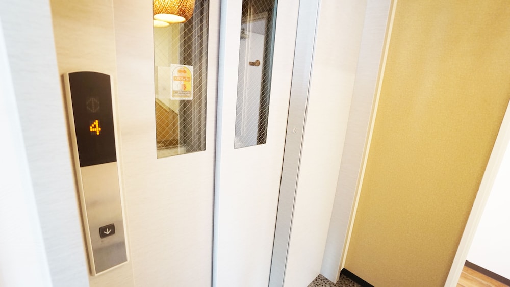 エレベーター1 | Poly Hostel Osaka エレベーター1 | Poly Hostel Osaka