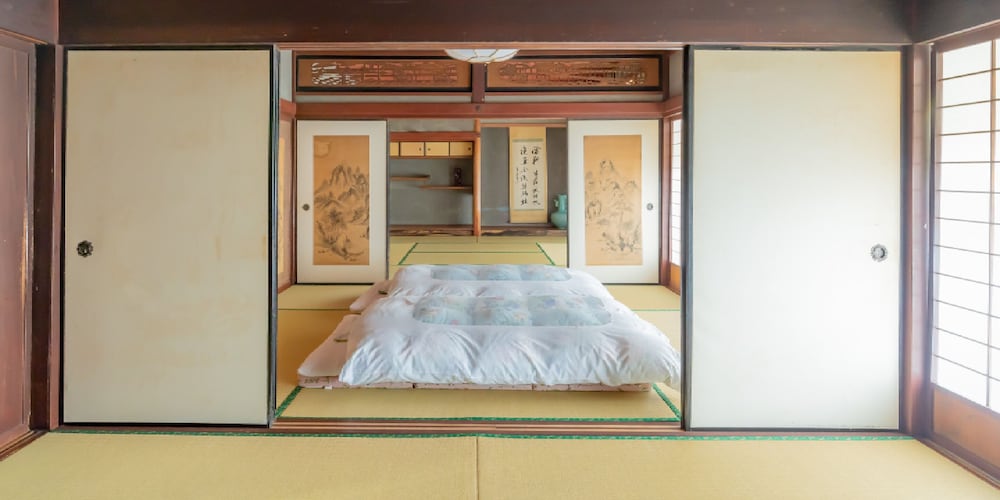 スタンダード コテージ 1 ベッドルーム 専用バスルーム 別館 客室18 | きぐすりや