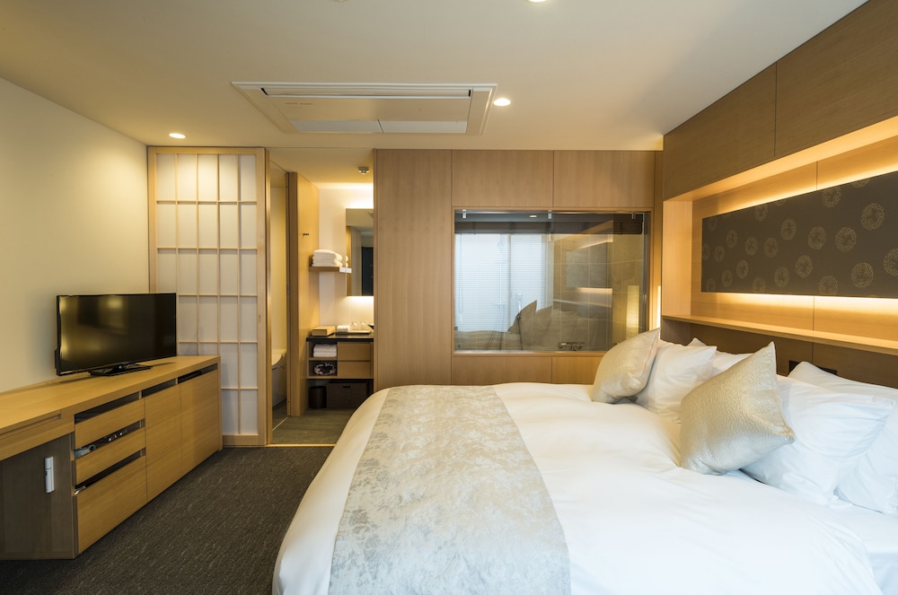 スーペリア ダブルルーム 1 ベッドルーム(トリップアドバイザー2020受賞) 客室2 | ヴィラ 三条室町・京都