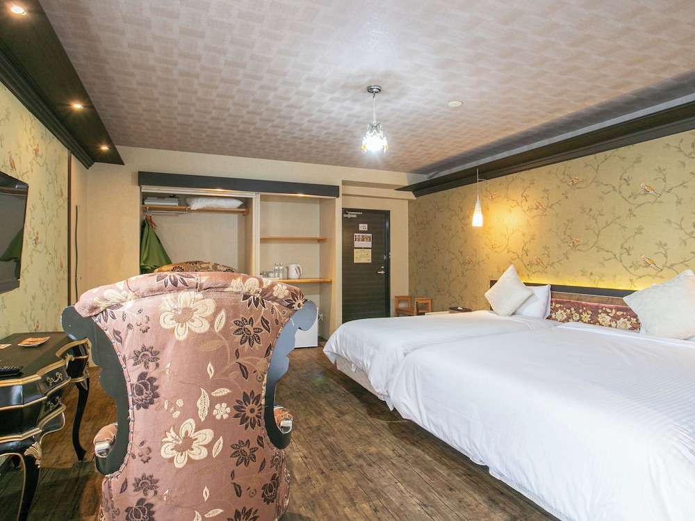 スーペリア ツインルーム 客室2 | 四季彩ホテル 湯布院別荘