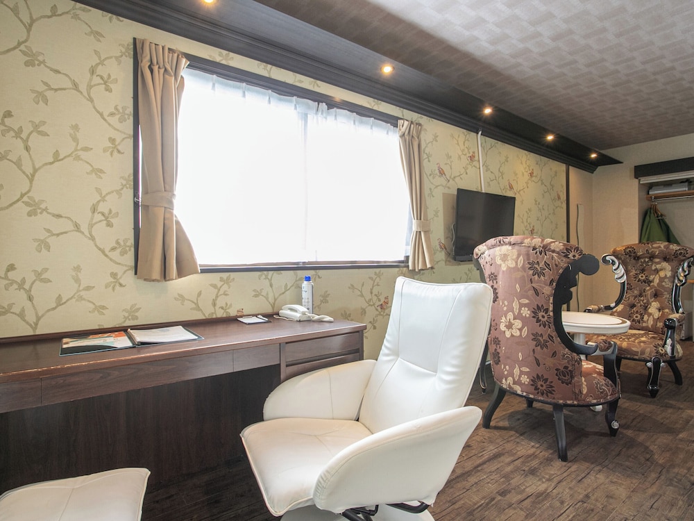 スーペリア ツインルーム 客室4 | 四季彩ホテル 湯布院別荘