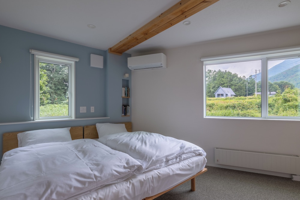 サースフェーシャレー – 5ベッドルーム – 八方エリア 禁煙 | 森のシャレー