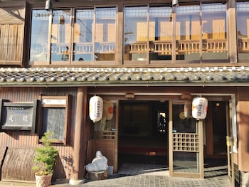 戎館