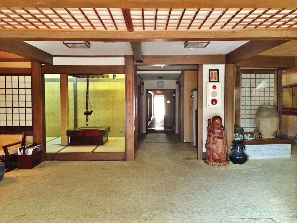 ロビー1 | 戎館 ロビー1 | 戎館
