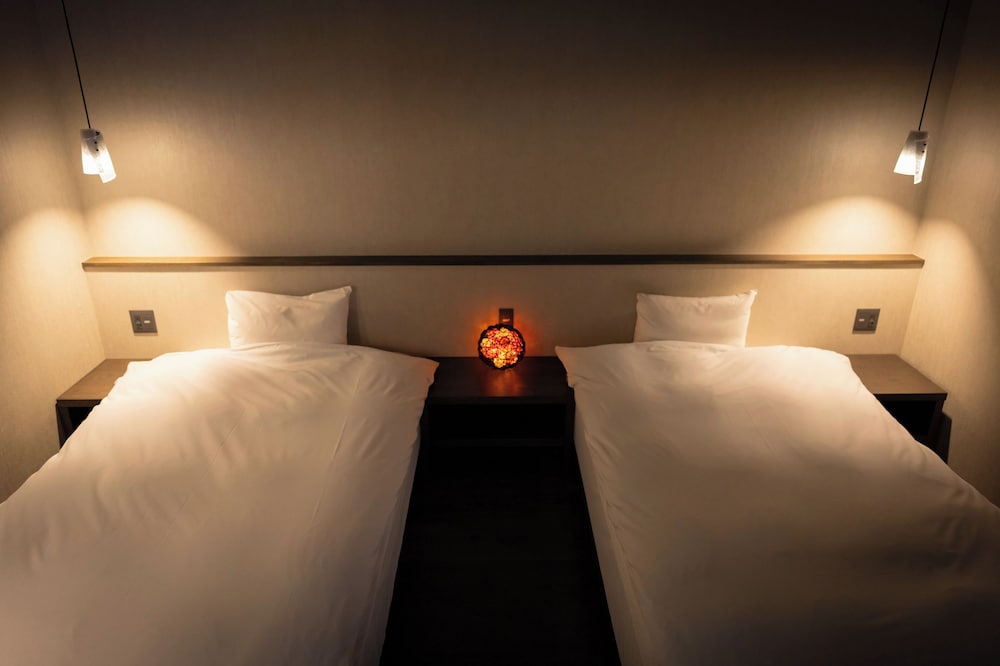 ファミリー スイート 客室2 | 八景