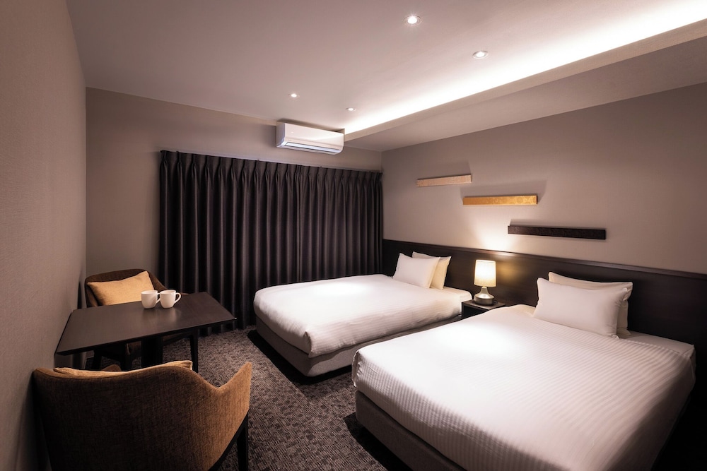 スタンダード ツインルーム 客室2 | Rinn 三条大橋東