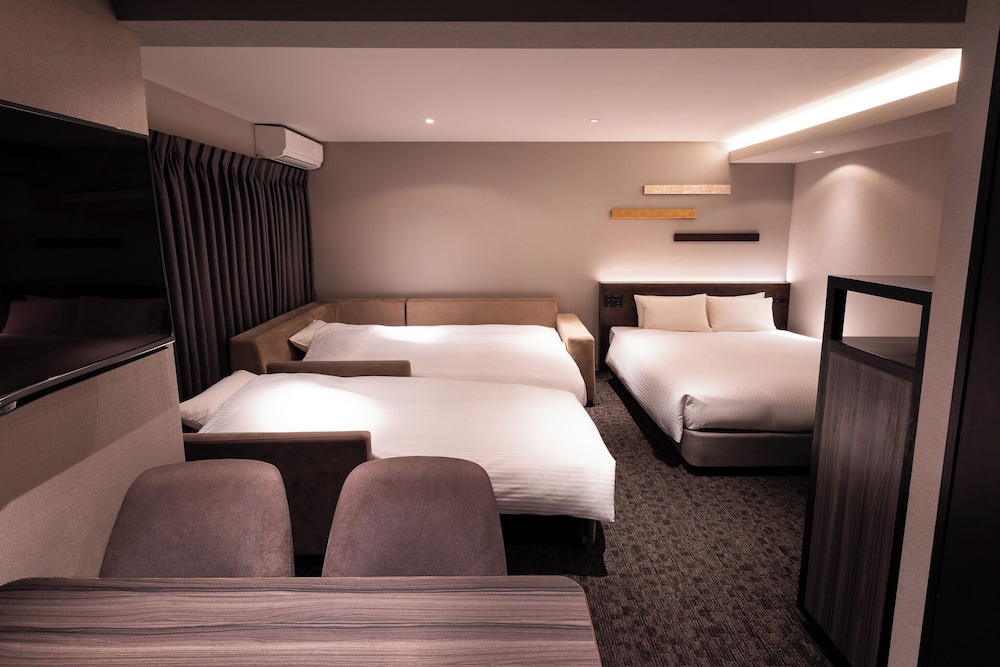 ファミリークイーン 禁煙 客室2 | Rinn 三条大橋東