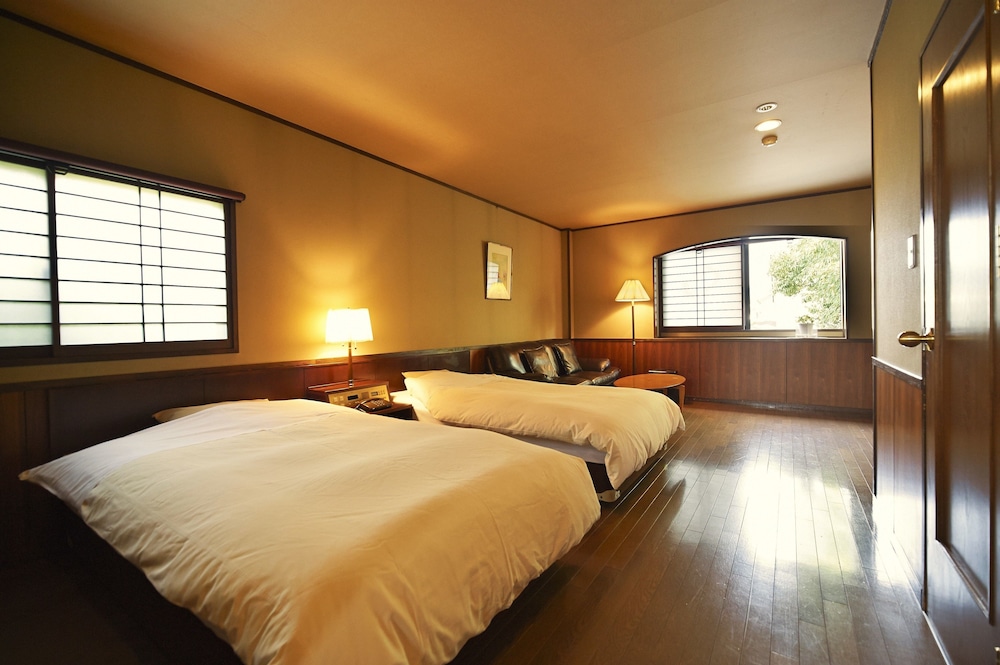 ベーシック ツインルーム 2 ベッドルーム | ホテル風早