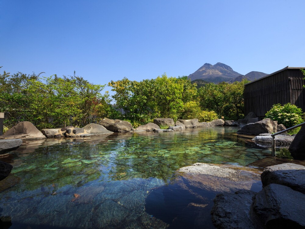 和洋室 本館 禁煙 部屋からの景観0 | 由布院 梅園 GARDEN RESORT