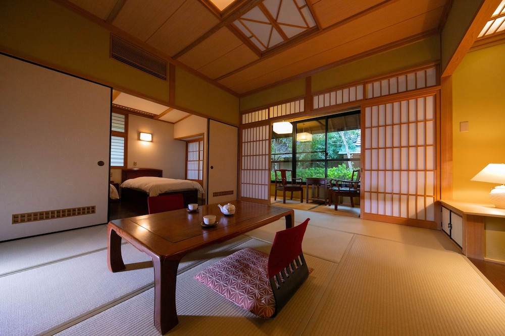 和洋室 露天風呂付き - 離れ 禁煙 | 由布院 梅園 GARDEN RESORT
