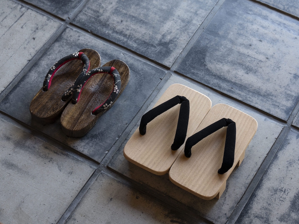 [桜の間] 離れ1階客室 禁煙 客室の設備とサービス1 | Ryokan尾道西山