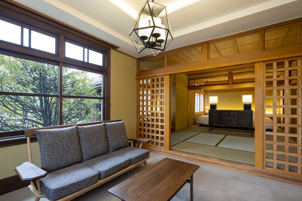 [桜の間] 離れ1階客室 禁煙 | Ryokan尾道西山