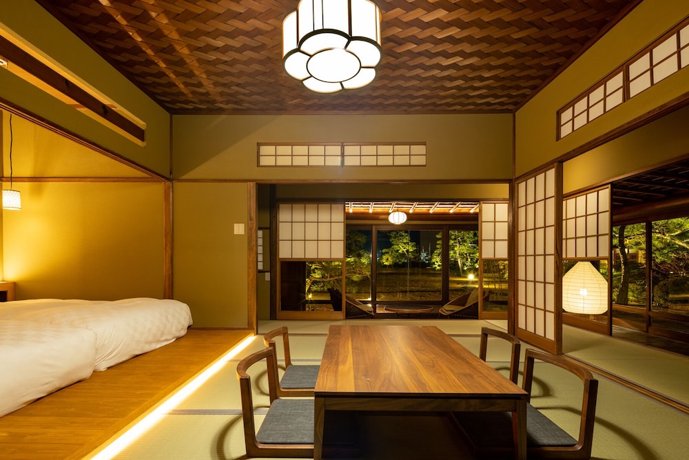 [藁の家] 離れ客室 禁煙 客室4 | Ryokan尾道西山