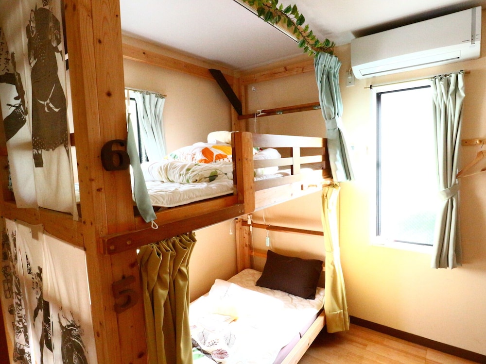 ベーシック 4 人部屋 客室4 | ホステル富士山・結