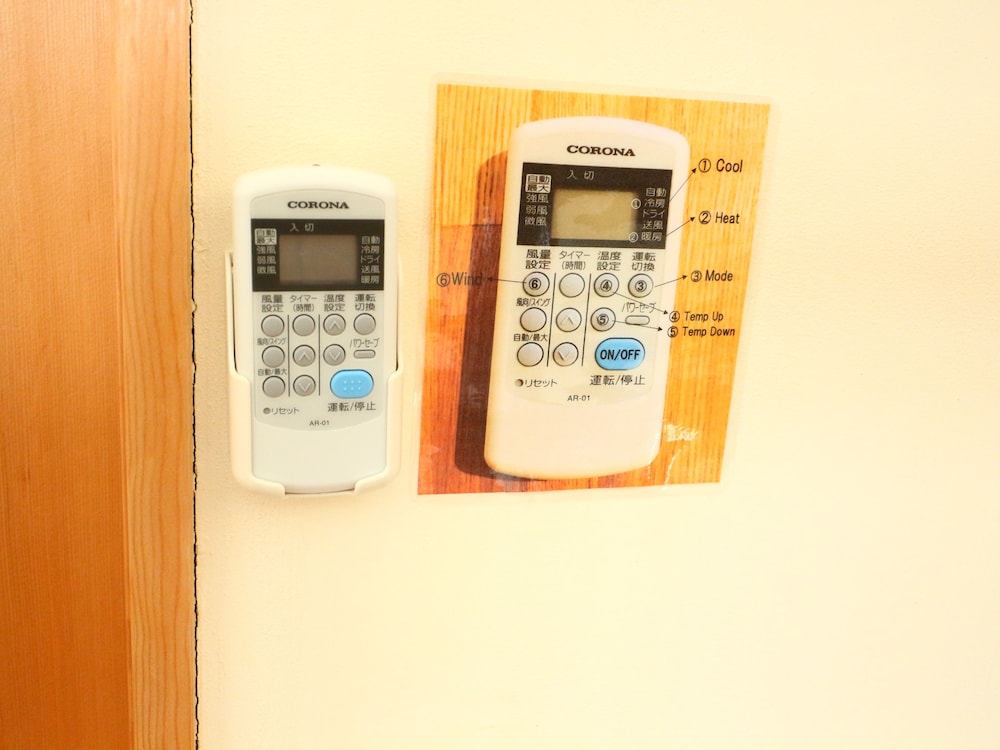 3名用個室（2段ベッド + シングルベッド）　山側 客室9 | ホステル富士山・結