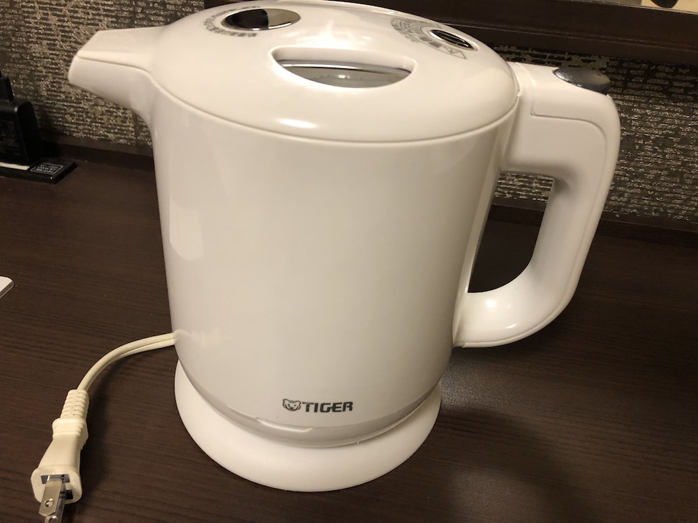 セミダブルルーム 喫煙可 (2名利用) コーヒー / コーヒーメーカー0 | 静鉄ホテルプレジオ静岡駅北