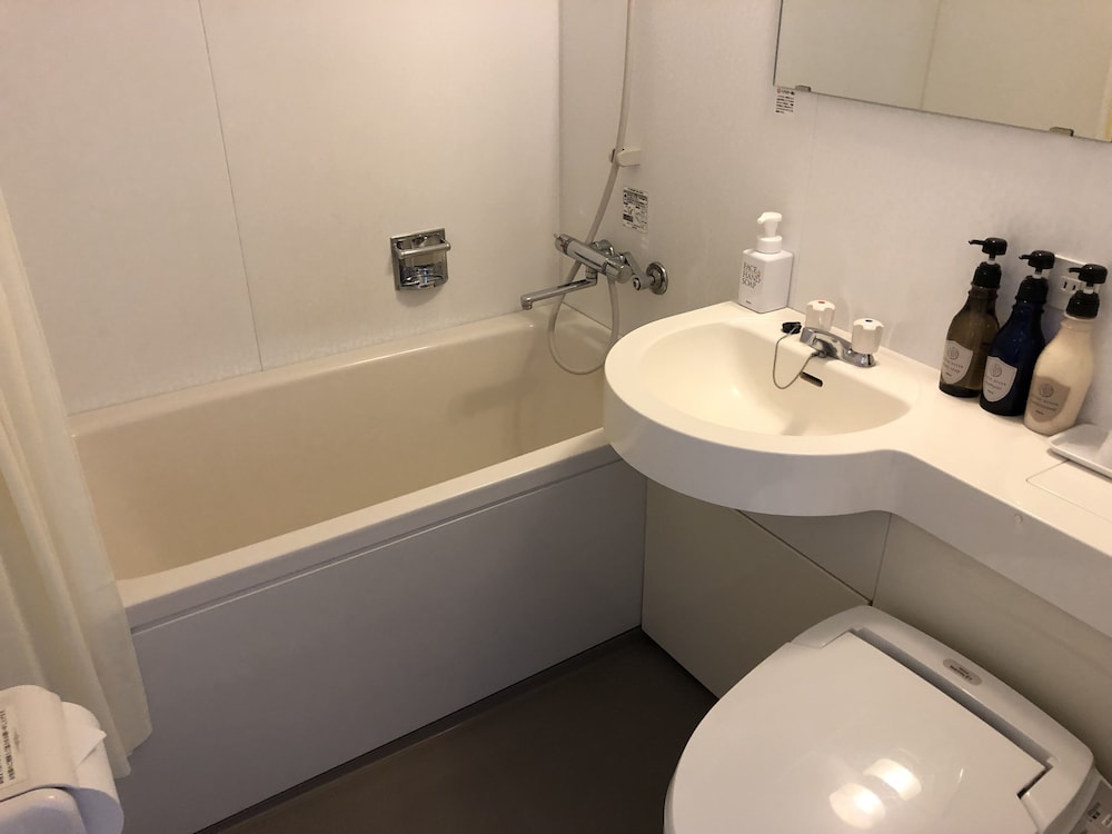 セミダブルルーム 喫煙可 (2名利用) バスルーム0 | 静鉄ホテルプレジオ静岡駅北