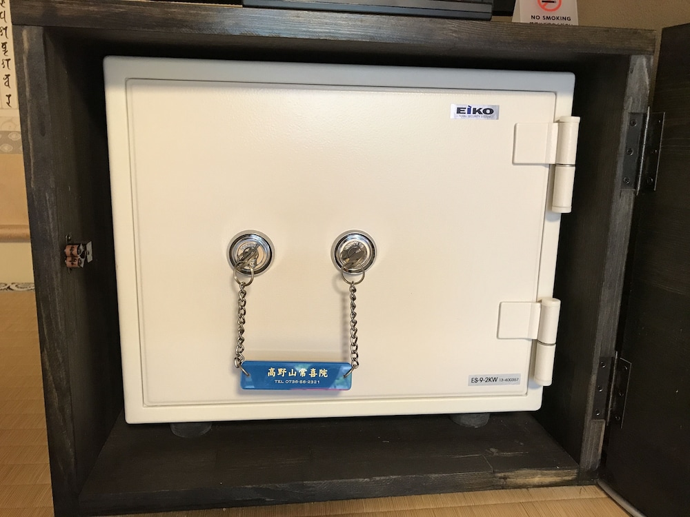 スーペリア ルーム 禁煙 専用バスルーム 眺望無し セーフティボックス0 | 常喜院