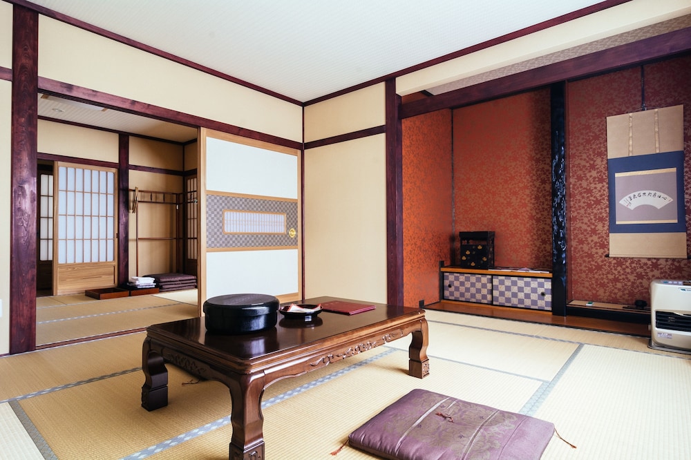 スーペリア ルーム 禁煙 共用バスルーム | 常喜院