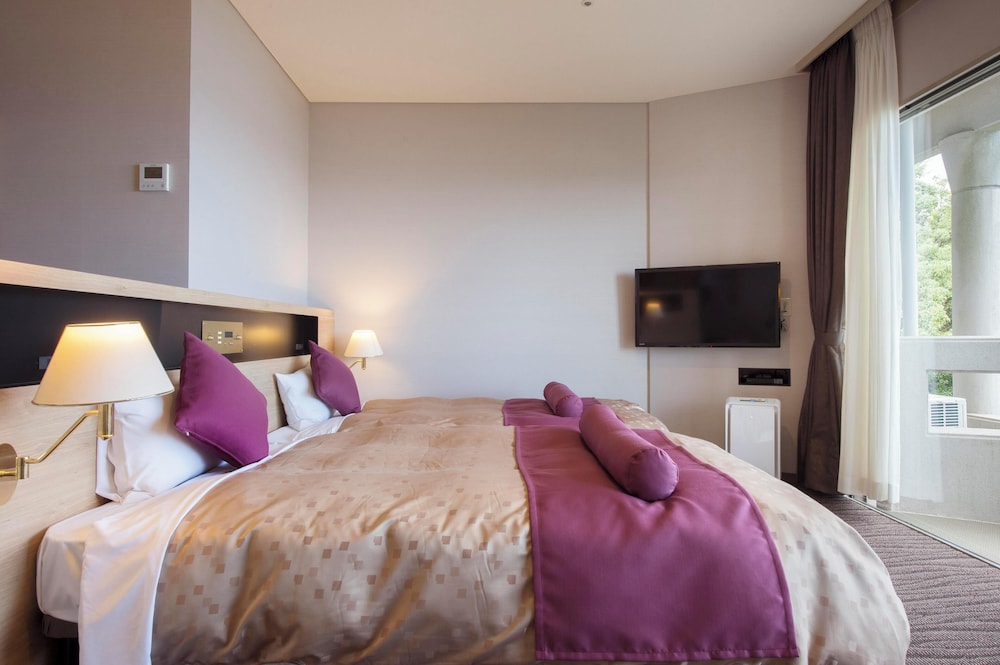 【オーシャンビュー】デラックスツイン（禁煙） 客室2 | ホテルアルティア鳥羽