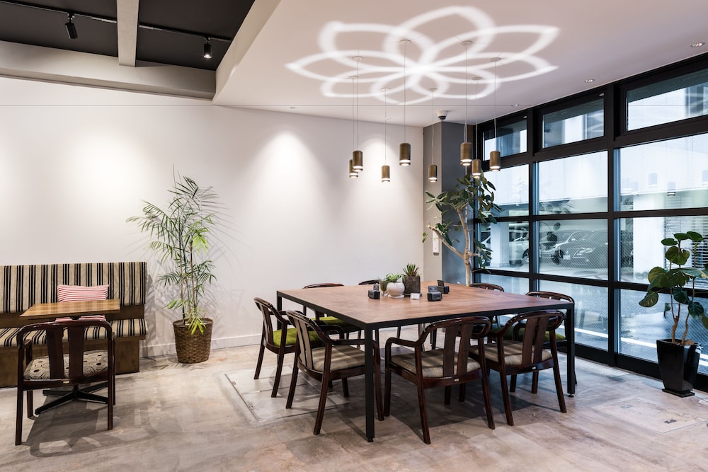 ロビーラウンジ1 | ホステル ドロップイン鳥取