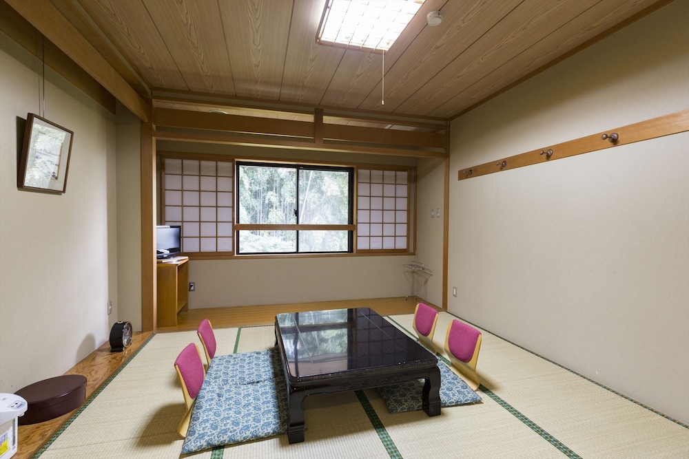 客室1 | 犬山国際ユースホステル 客室1 | 犬山国際ユースホステル