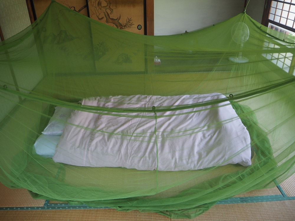 客室1 | ゲストハウス 錦