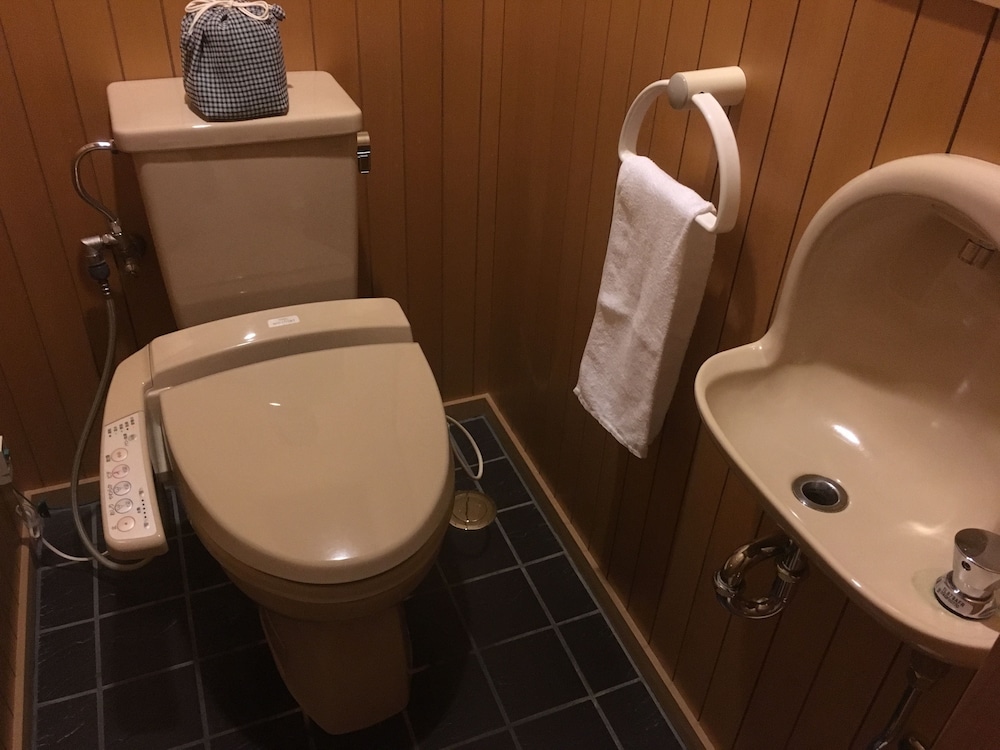 和室　セミ・スイート 客室の設備とサービス0 | 川上屋花水亭