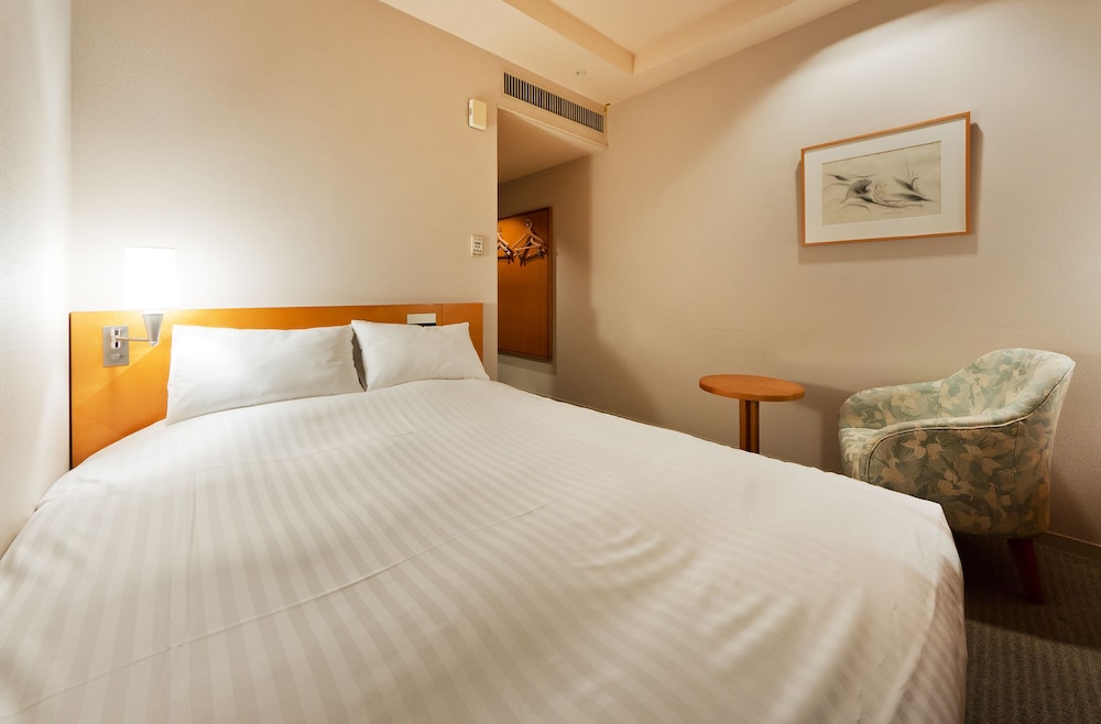 セミダブルルーム | KKR ホテル金沢