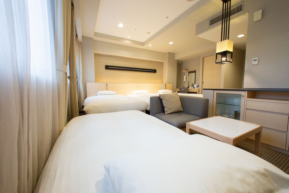 トリプルルーム（4名様の場合ソファベッド付き） 客室1 | KKR ホテル金沢