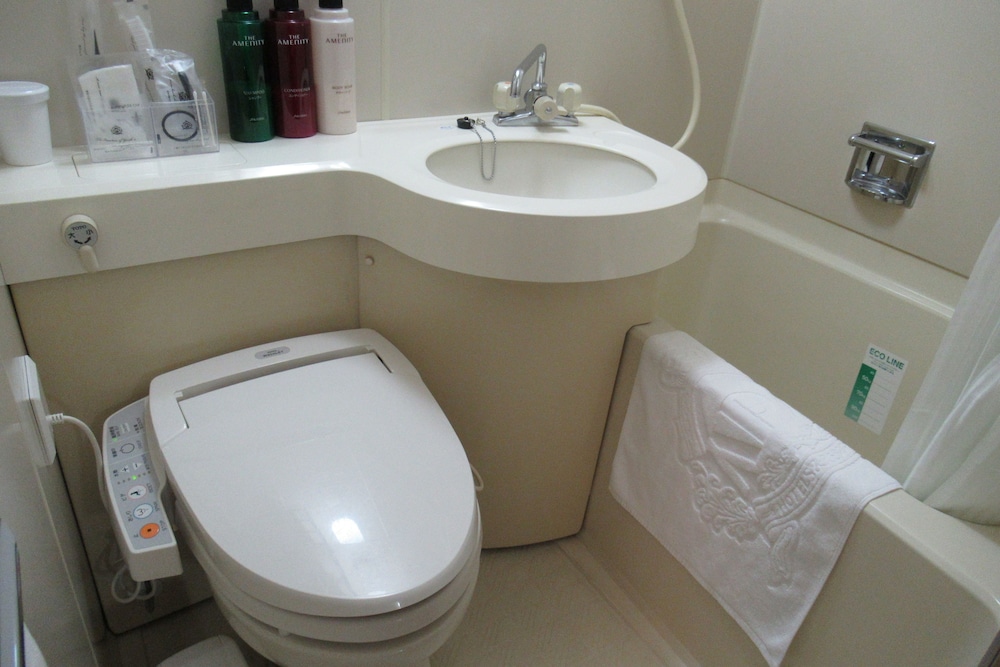 スモールダブルルーム 喫煙 バスルーム0 | アパホテル〈宮崎都城駅前〉