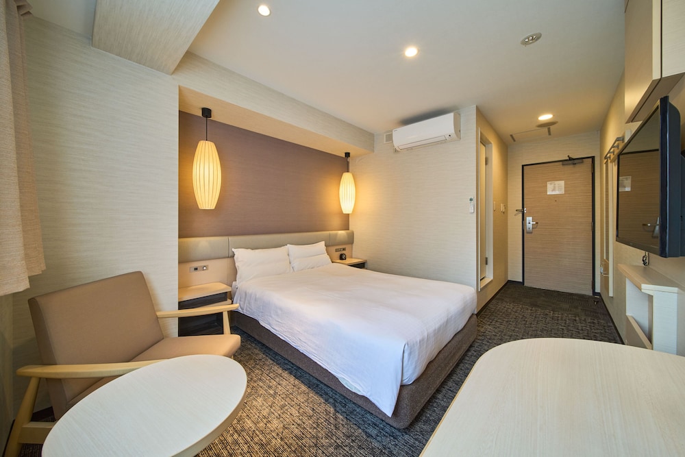 ダブルルーム 禁煙 客室2 | JR 西日本グループ ヴィアイン京都四条室町