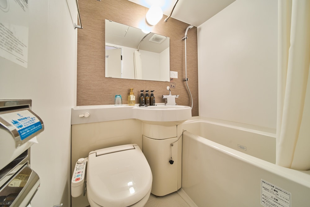 エコノミー ツインルーム 禁煙 客室3 | JR 西日本グループ ヴィアイン京都四条室町