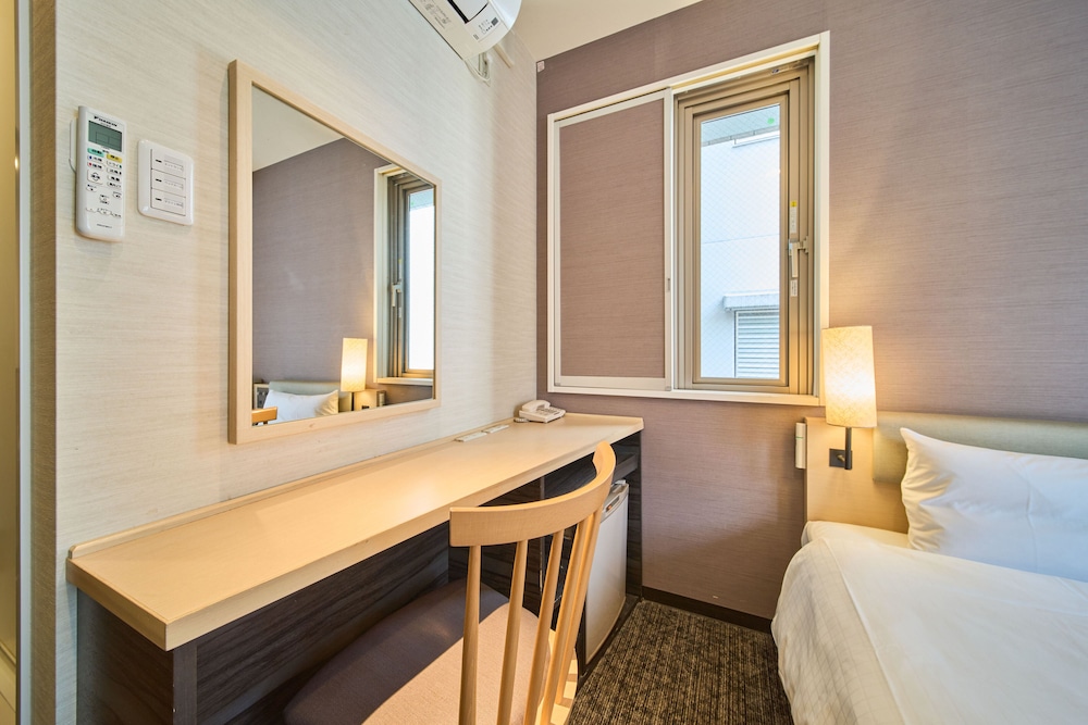 エコノミー ツインルーム 禁煙 客室2 | JR 西日本グループ ヴィアイン京都四条室町