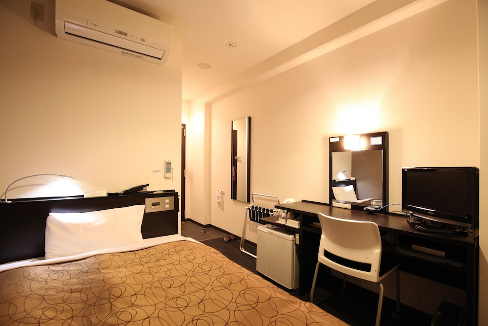 客室1 | アズイン東近江能登川駅前