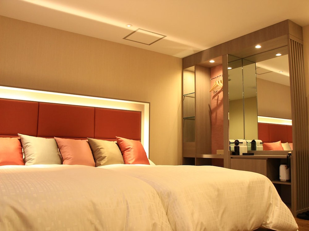 デラックス ツインルーム 禁煙 (Check-in time ends at 9PM) 客室1 | ホテルふじ竜ヶ丘