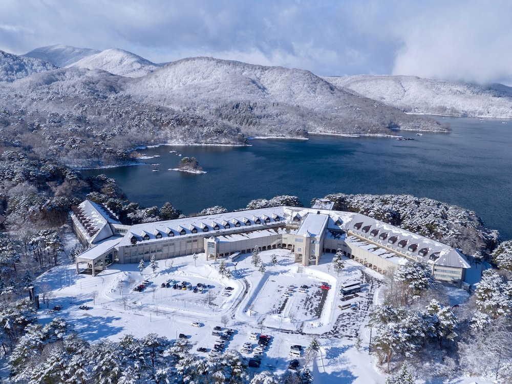 メインイメージ | 裏磐梯レイクリゾート