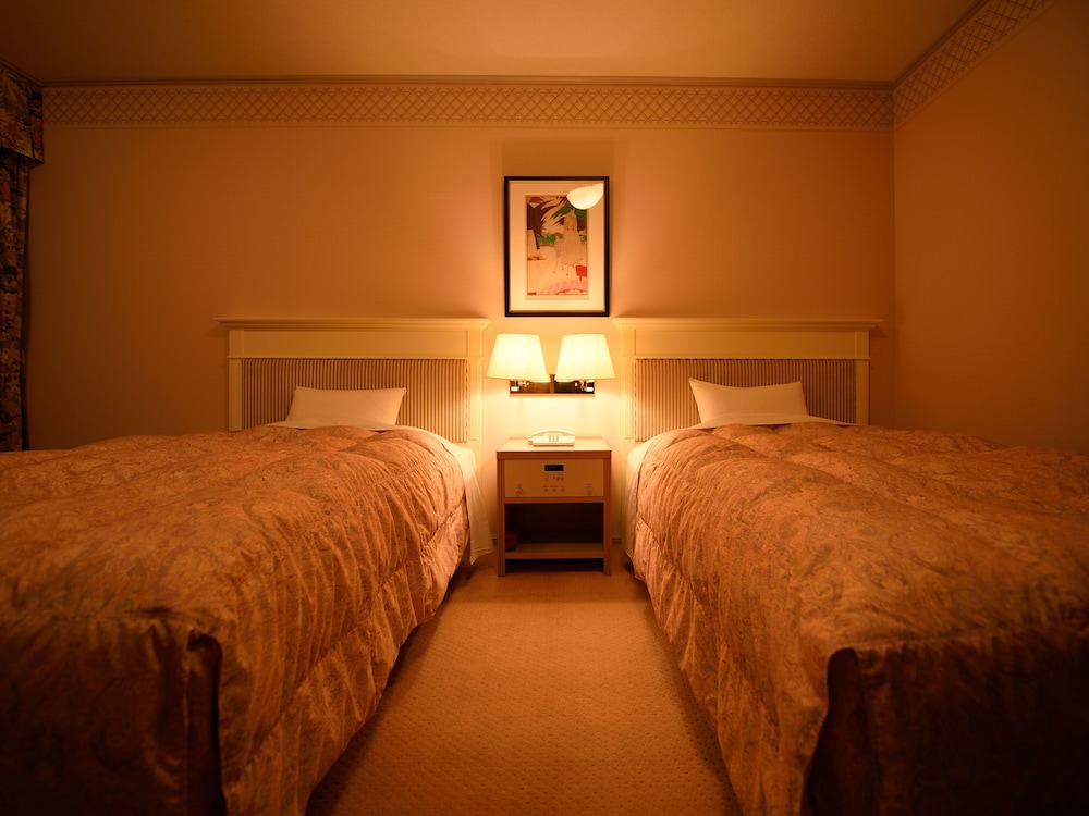 (本館) スタンダードツイン 禁煙 客室3 | 裏磐梯レイクリゾート