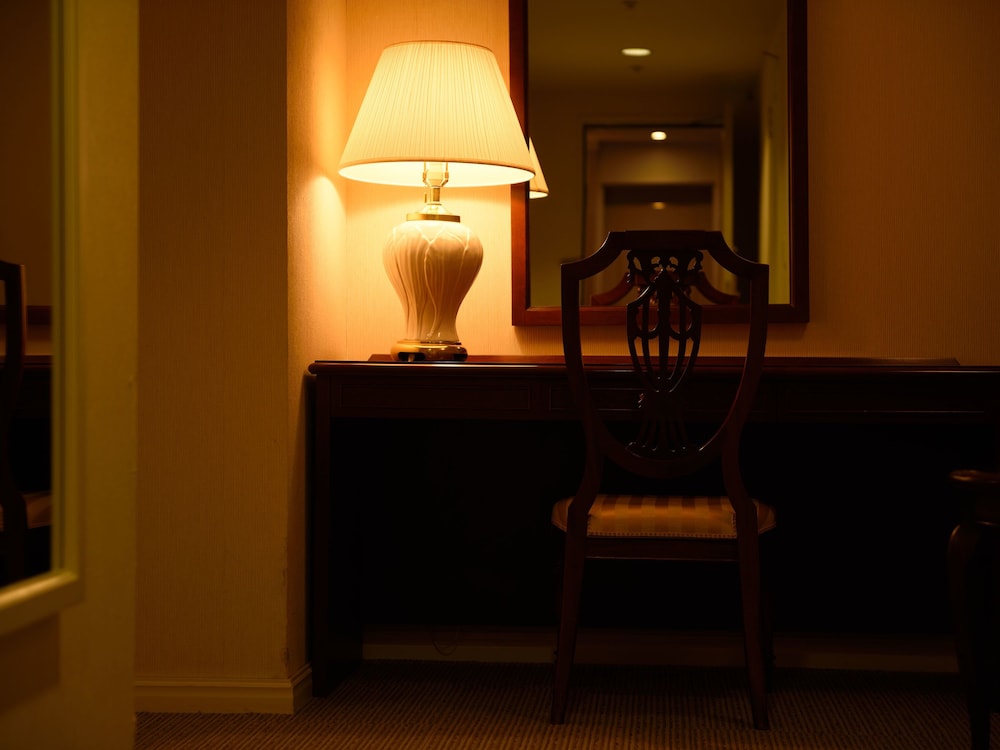 (本館) デラックスツイン 禁煙 室内のビジネス センター0 | 裏磐梯レイクリゾート