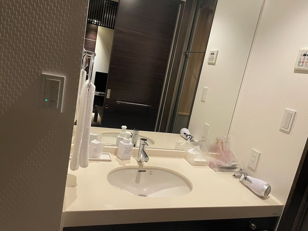 新館和洋室 禁煙 バスルーム1 | ドーミー倶楽部 軽井沢